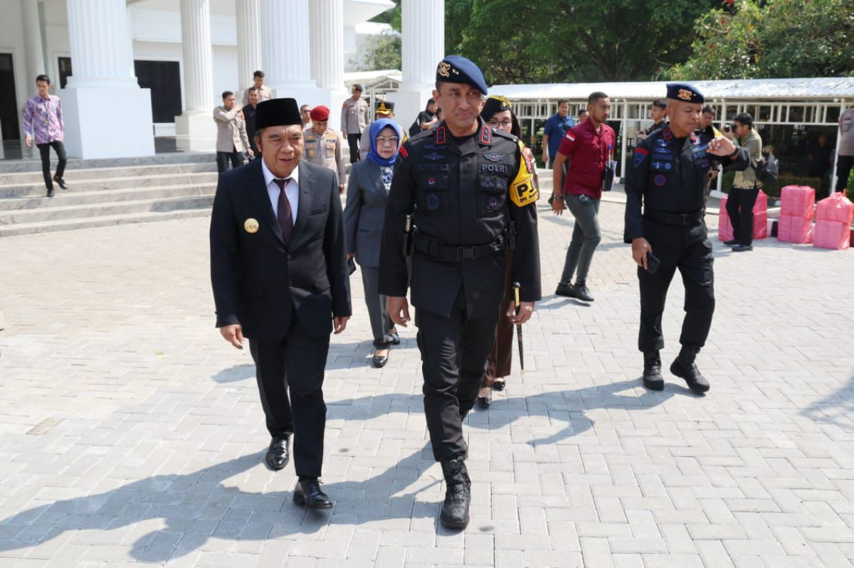 Pj Gubernur Al Muktabar Ikuti Apel Kesiapsiagaan Bencana Tahun 2024 Wilayah Hukum Polda Banten